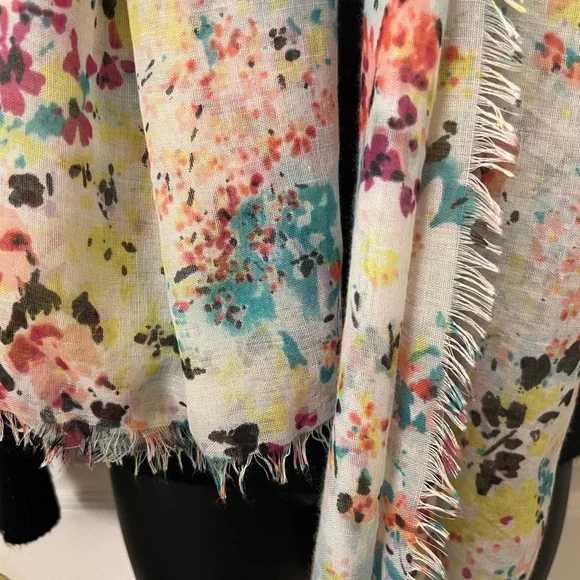 Spring scarf! - Picture 2 of 5